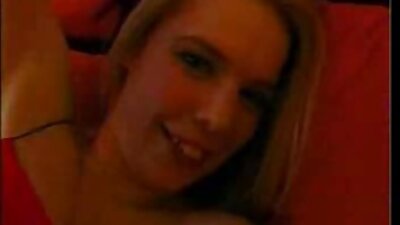 Kinky Babe megpróbálja kielégíteni a kakas ingyenes pornófilmek furcsaságait